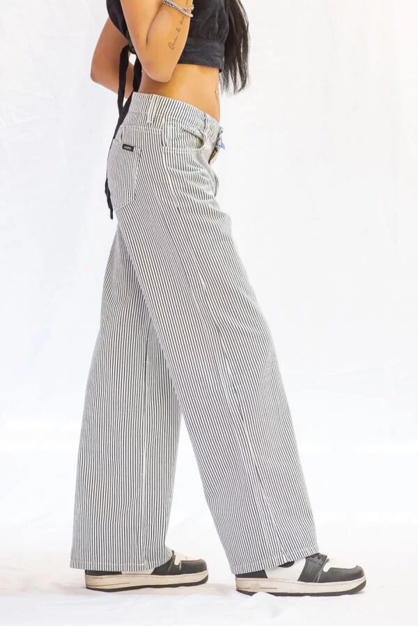 Pantalón de jeans a rayas