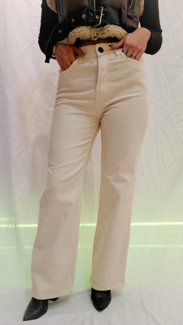 Pantalón corte recto