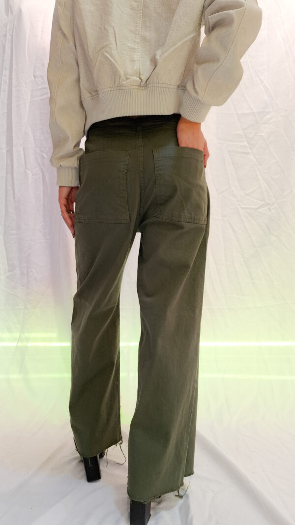 Pantalón ancho - Image 2