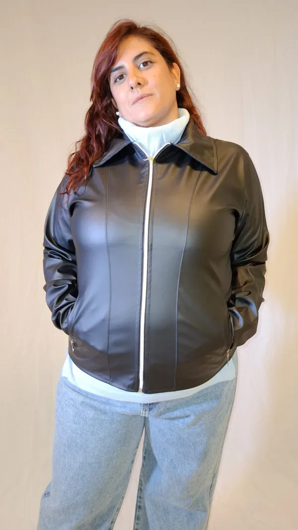 Campera ecocuero oversize - Image 2